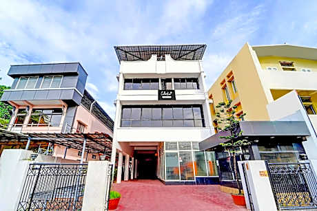 Super Collection O Chalai Bazaar Near Railway Station formerly Galaxy Inn