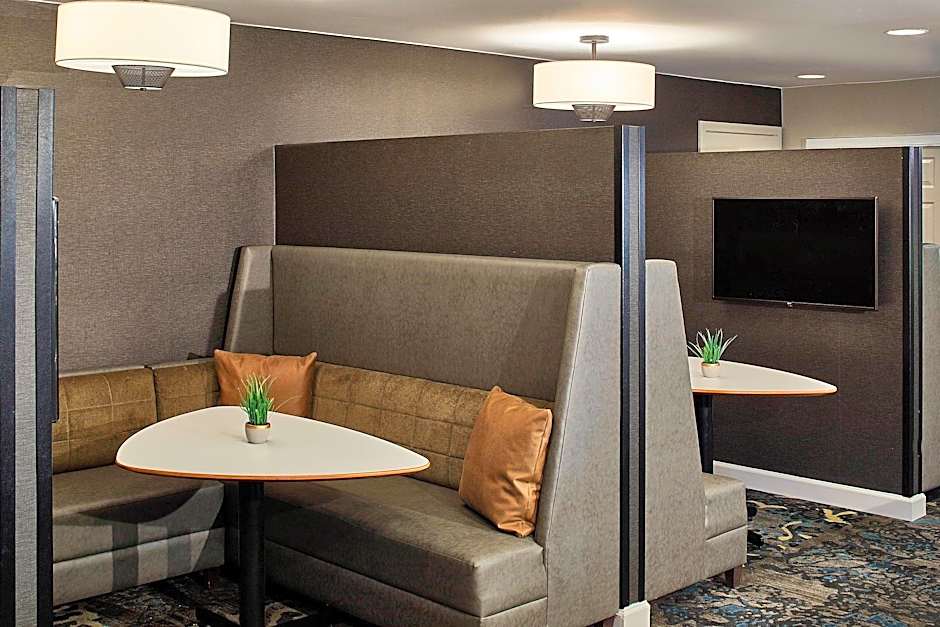 Residence Inn by Marriott Atlanta Airport North/Virginia Avenue