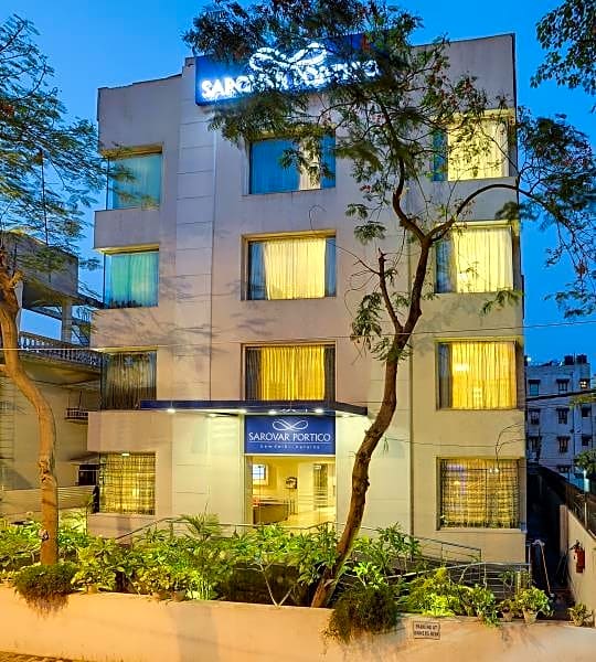 Sarovar Portico Naraina Hotel