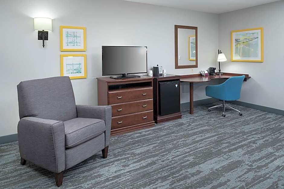 Hampton Inn By Hilton & Suites Rochester-North
