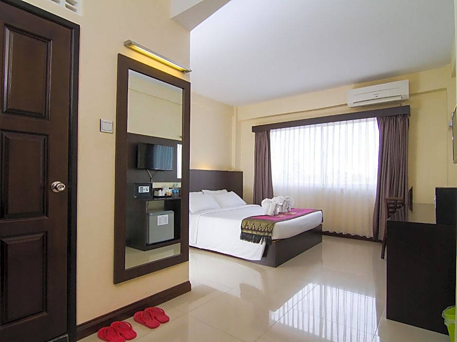 Photo 1 of 13 of Deluxe 1 Double Bed