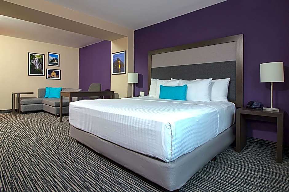 CHN Hotel Monterrey Aeropuerto, Trademark by Wyndham