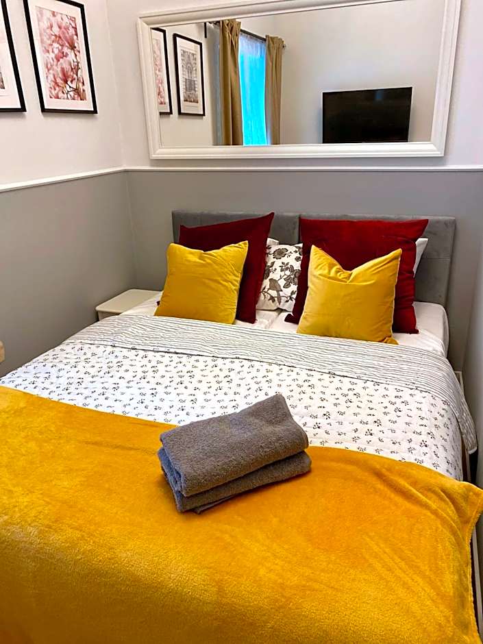 Pokoje w Starej Karczmie - by Upstairs