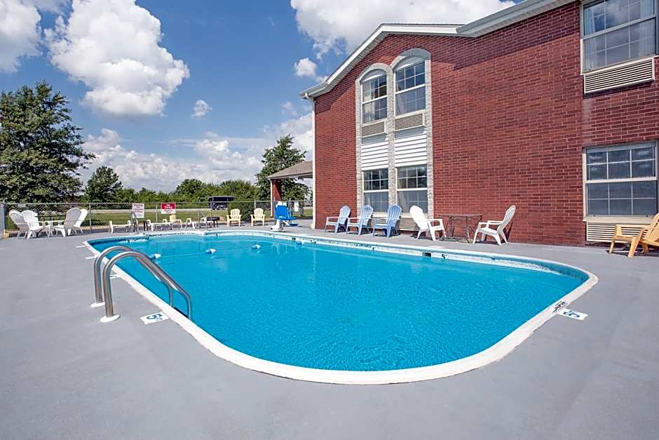 Super 8 by Wyndham Nixa/Springfield Area