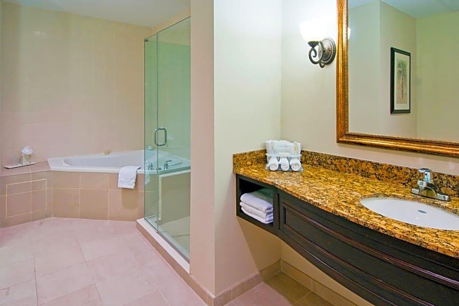 Holiday Inn Express & Suites Miami Kendall, an IHG Hotel