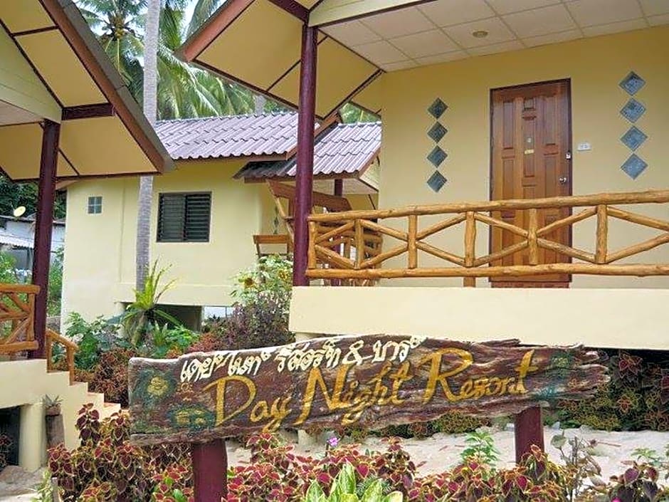 Day Night Bungalow & Bar