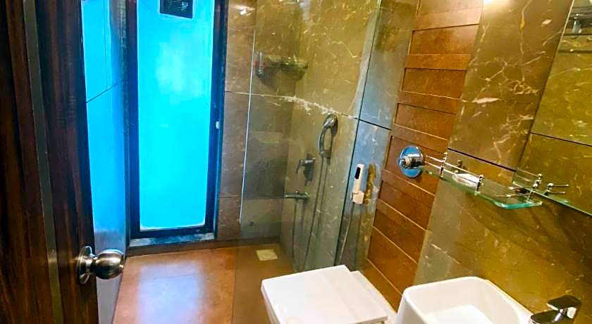 Mumbai House Luxury Apartments Santacruz East