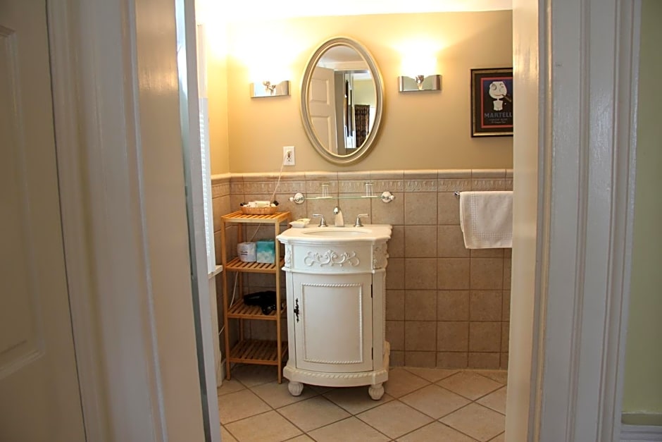 Morris House Hotel - Bed And Breakfast