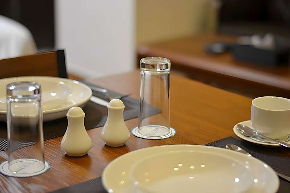 Tilal Almadina Hotel & Suites