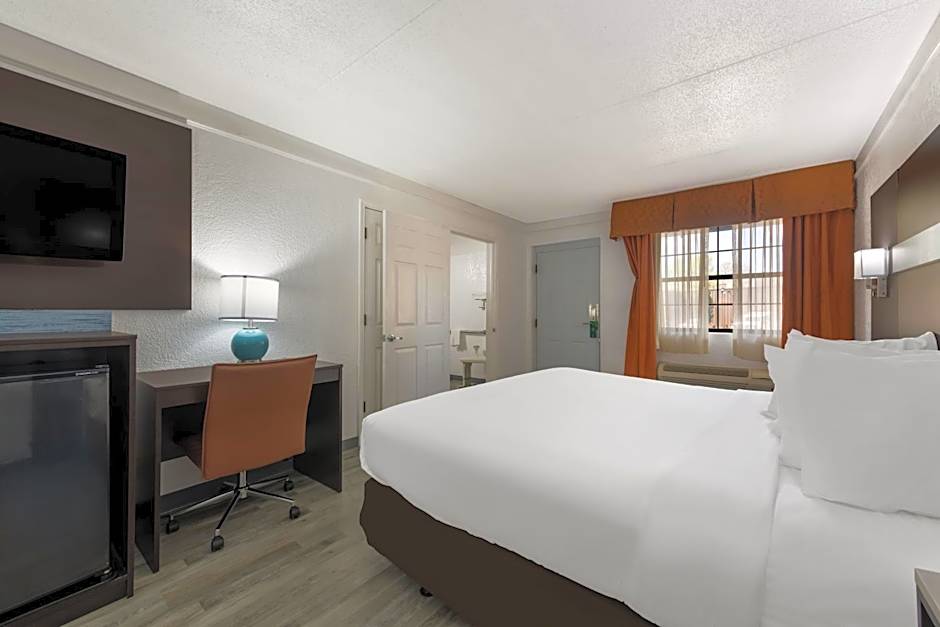 Quality Inn Charlotte Airport