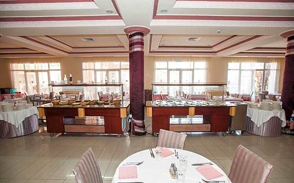 Hotel and Club Lella Meriam