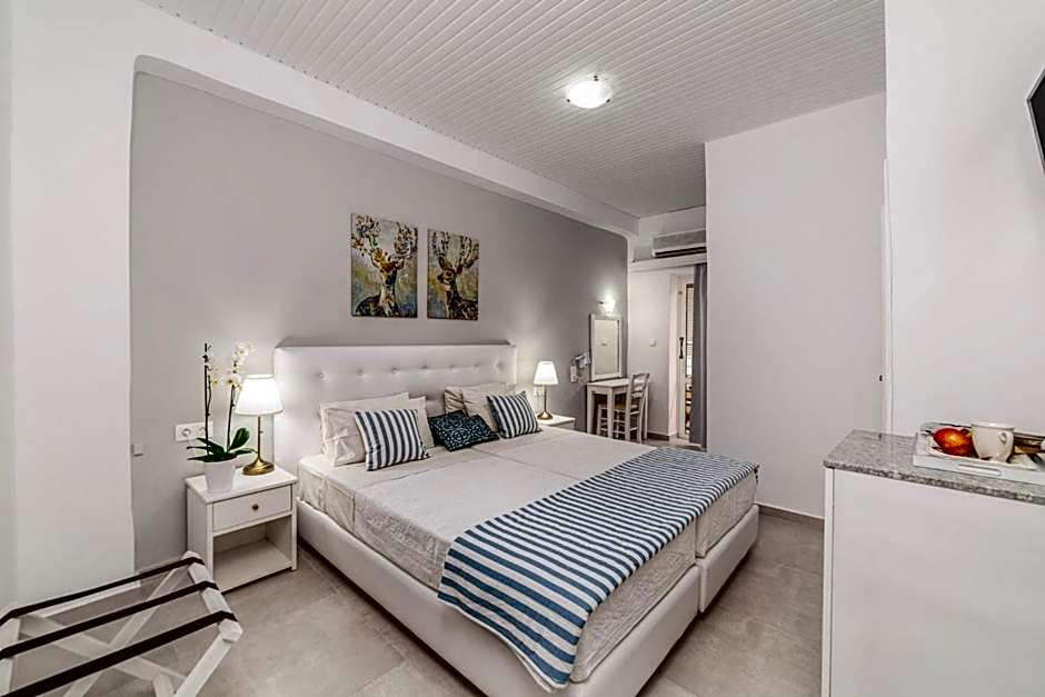 Roxani Hotel