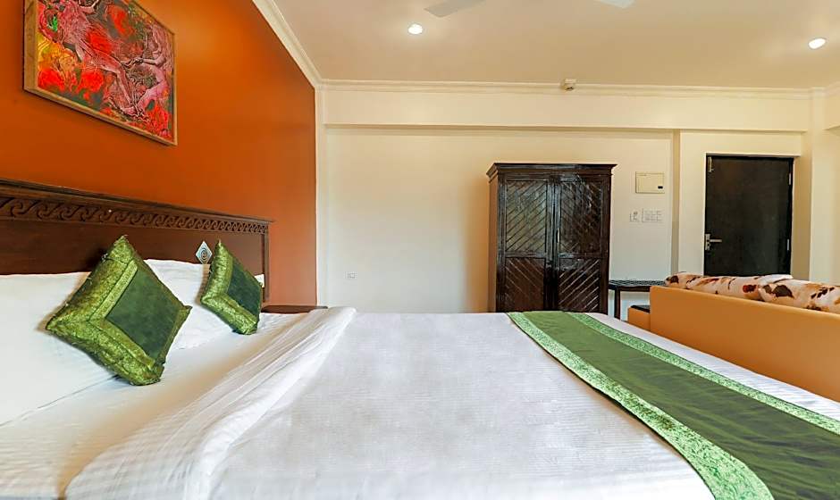 Treebo Premium Dona Eliza, 700 Meters From Calangute Beach