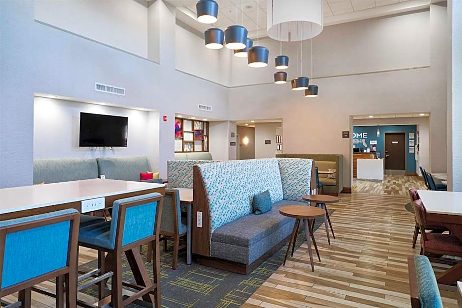 Hampton Inn & Suites Salinas