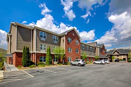 Country Inn & Suites by Radisson, Boone, NC