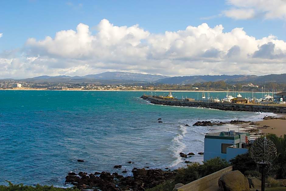 Monterey Bay Inn
