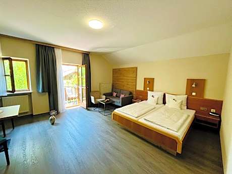 Deluxe Double Room with Balcony