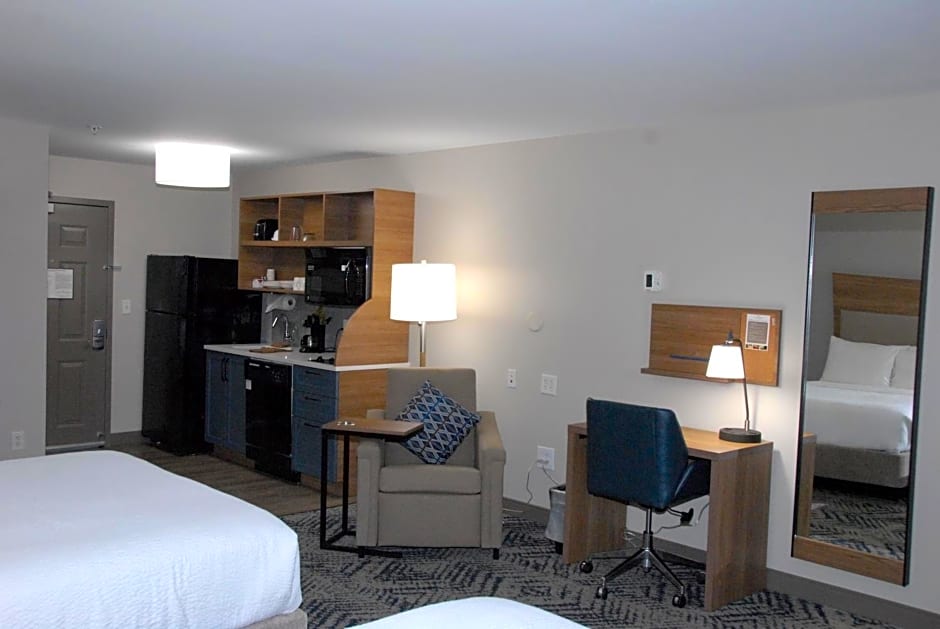 Candlewood Suites Tallahassee, an IHG Hotel
