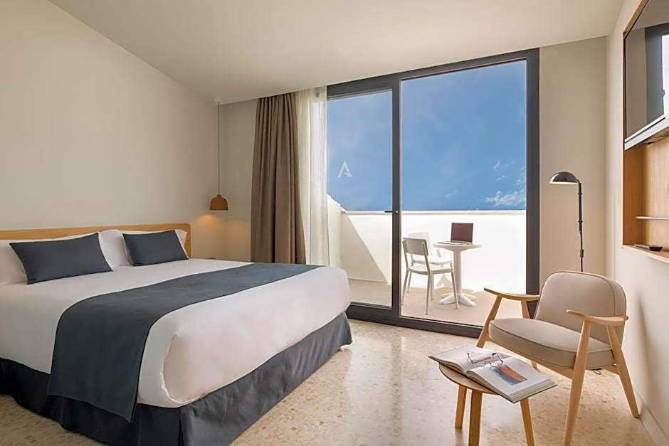 Aqua Hotel Silhouette & Spa - Adults Only