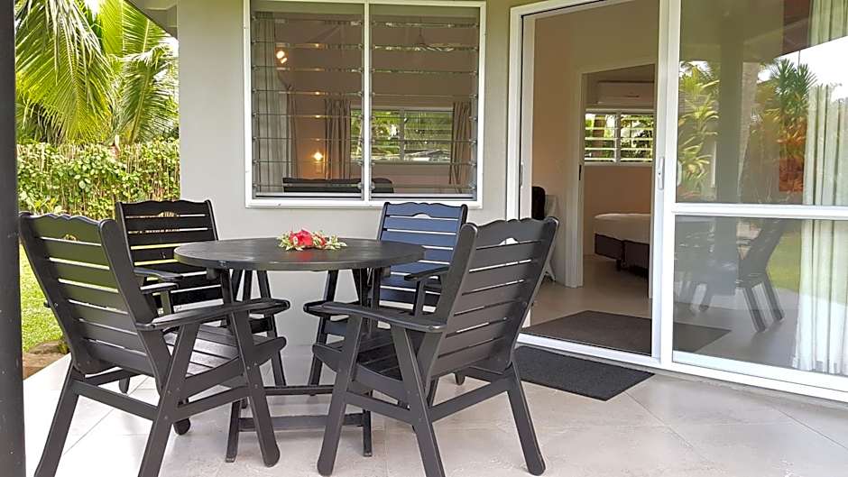 Lagoon Breeze Villas