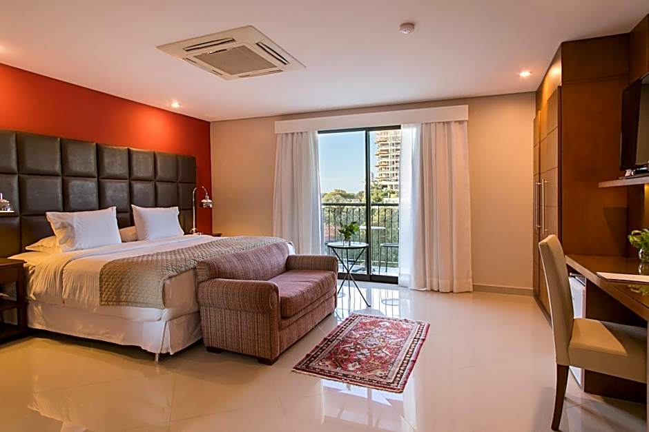 Las Lomas Casa Hotel