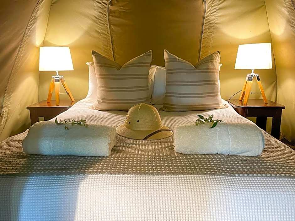 iKhaya LamaDube Game Lodge