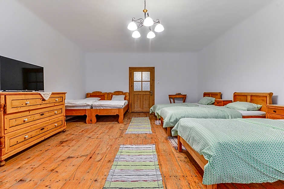 Photo 1 of 4 of Triple Room with Private Bathroom