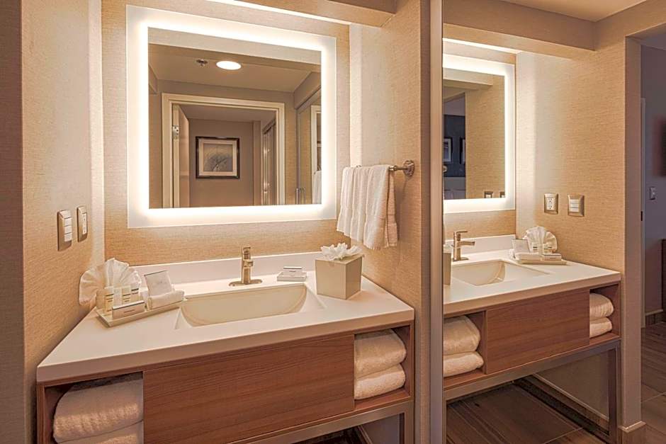 Hampton Inn By Hilton Monterrey-Gallerias