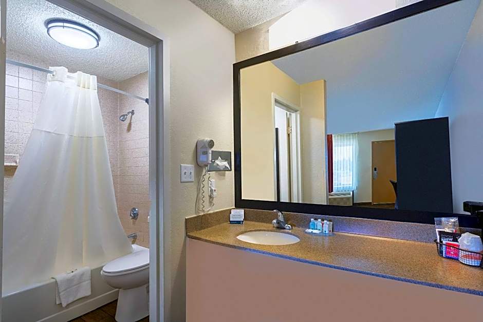 Quality Inn At Arlington Highlands