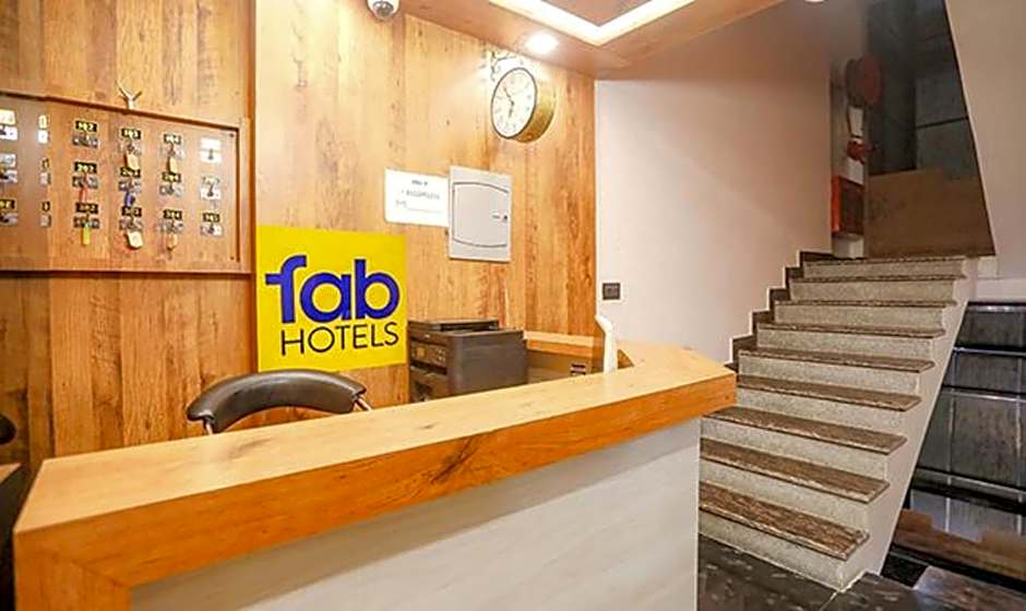 The Treenity House by Fabhotel – Allahabad, MD