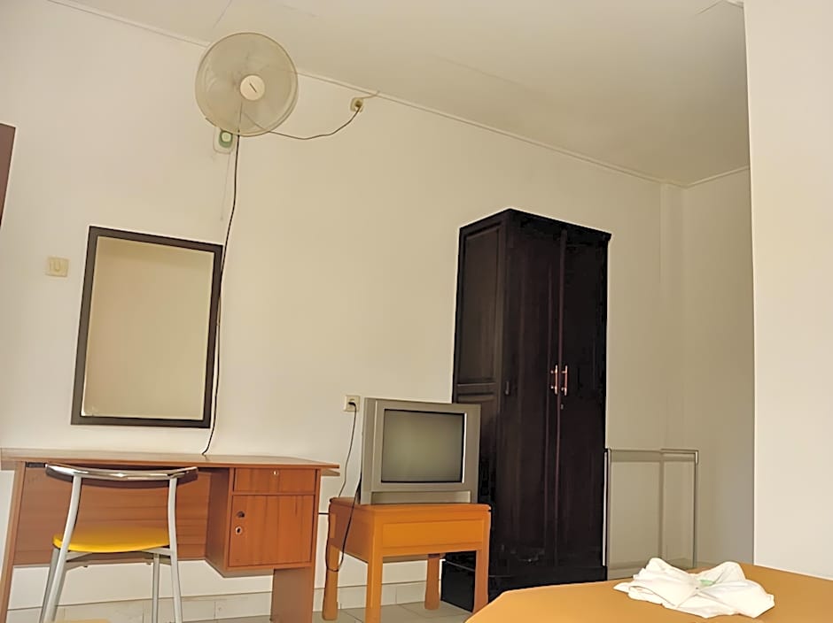 Grand Chandra Hotel