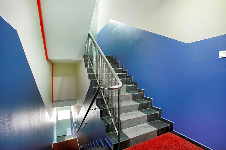 OYO 89332 DE Hotel