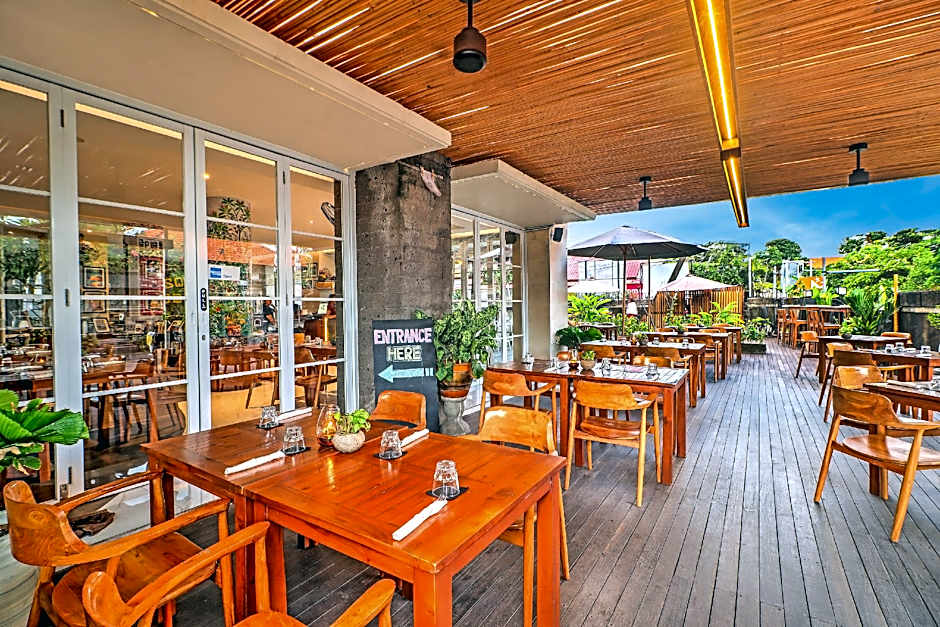 Palette Signature Hotel