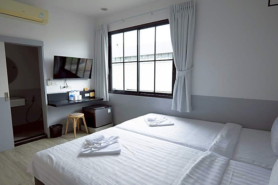 Surachet at 257 Boutique House