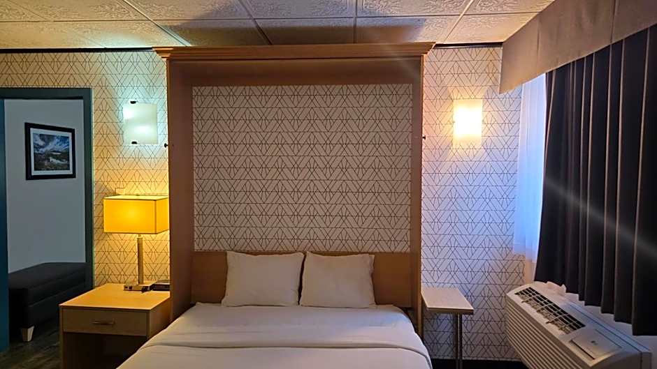 Sternwheeler Hotel & Conference Centre, Trademark by Wyndham