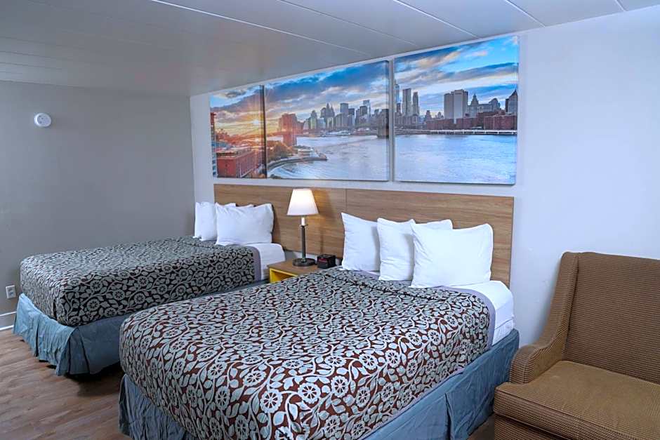Photo 1 of 5 of 2 Double Beds, Smoking