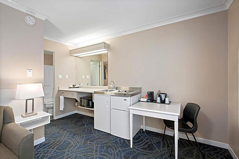 Glenwood Inn & Suites