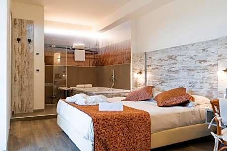 Deluxe Double or Twin Room with Sea View