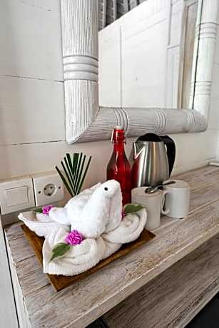 Bungalow with Garden View