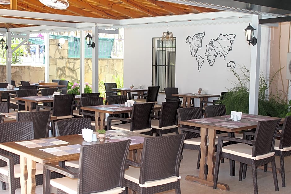 Victoria Princess Hotel