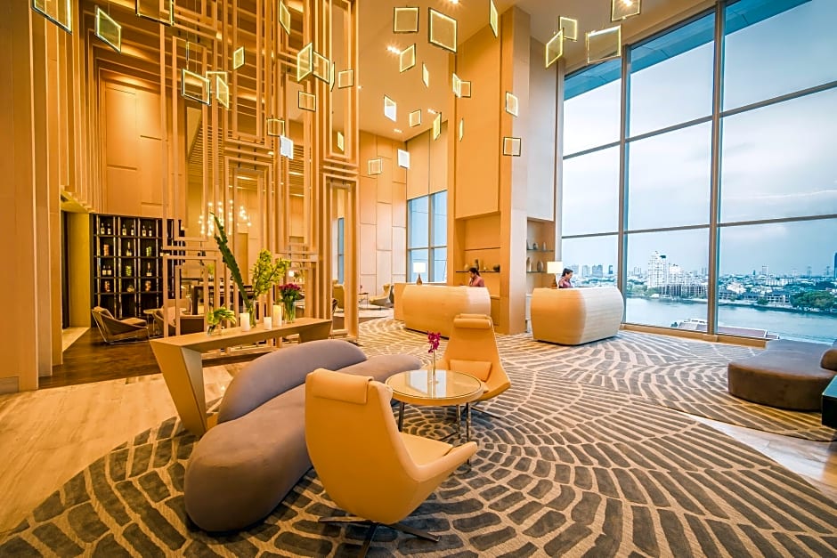 Avani Riverside Bangkok Hotel
