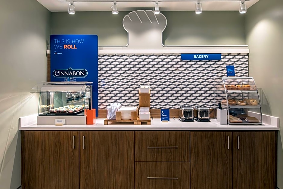Holiday Inn Express and Suites Rock Hill By IHG