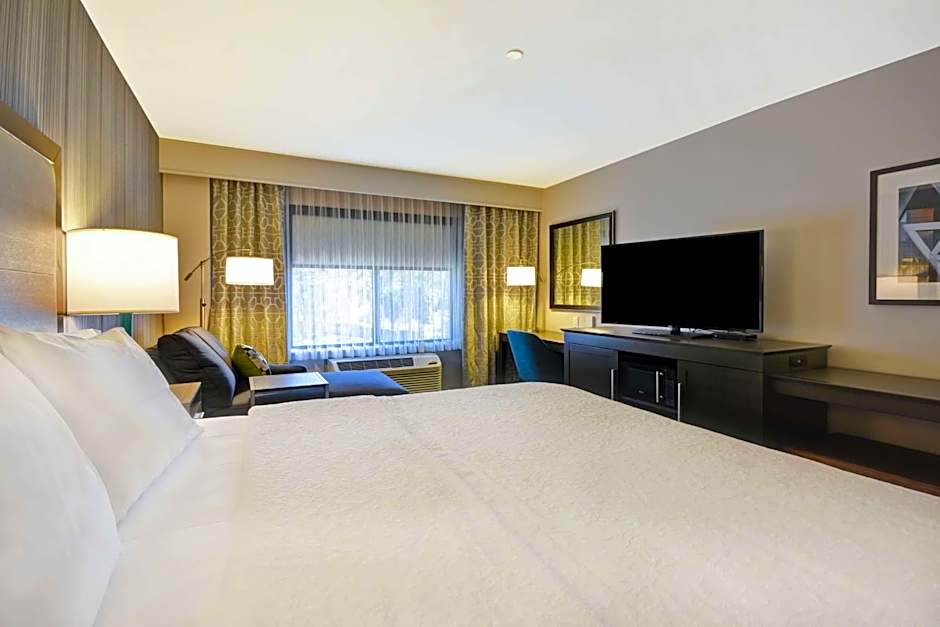 Photo 1 of 2 of 1 King Bed