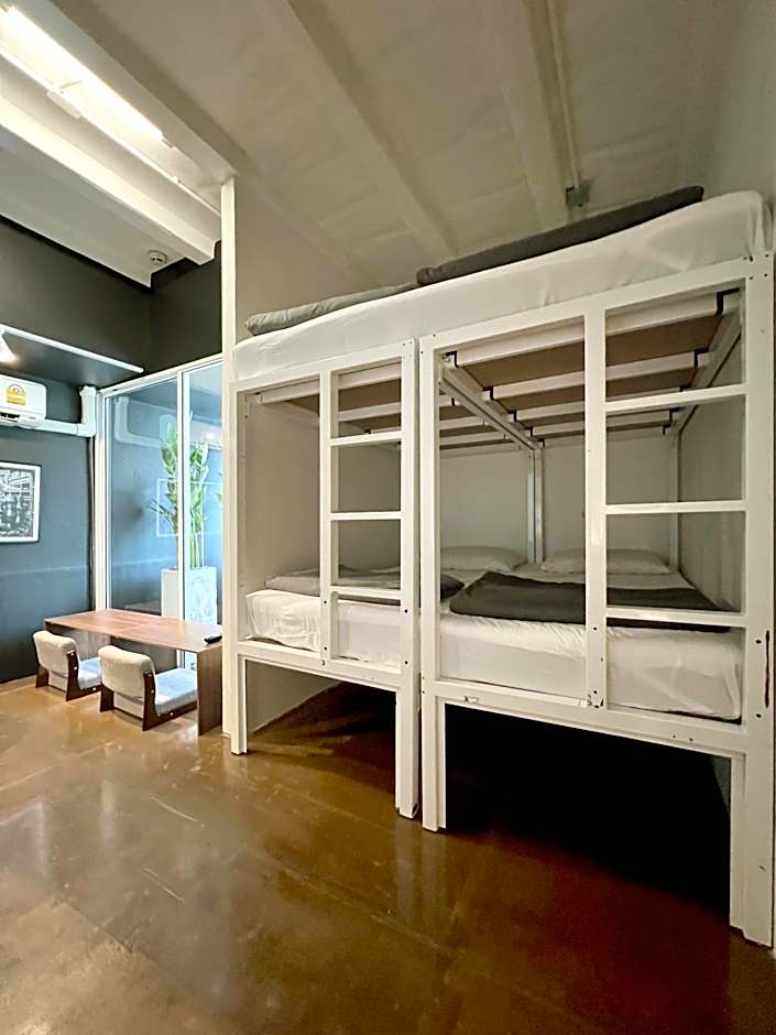 Chatel Samyan - Self check-in