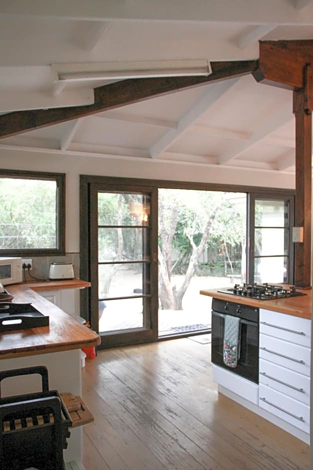 Khangela Private Game Lodge - Self Catering - Bedrooms are 3 Separate Chalets - Hluhluwe