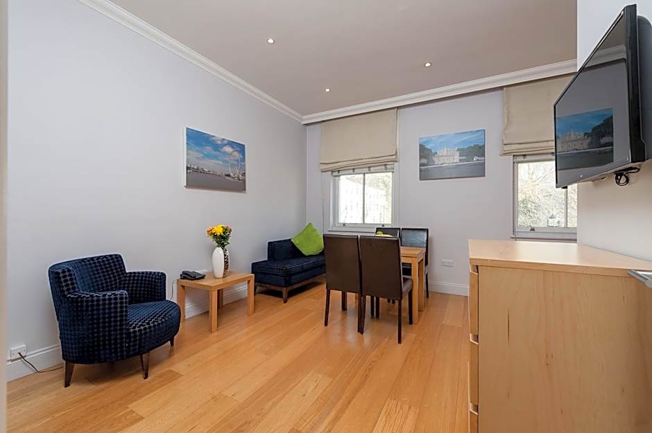 12 London Street Apartments