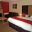 Aberdour Hotel, Stables Rooms & Beer Garden