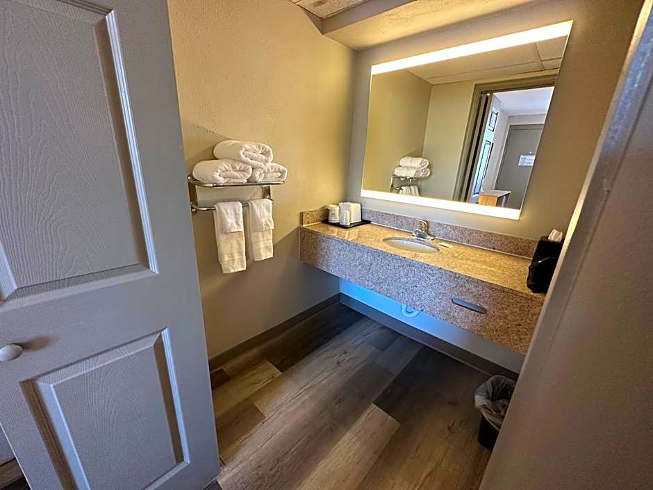 Days Inn by Wyndham Farmington NM