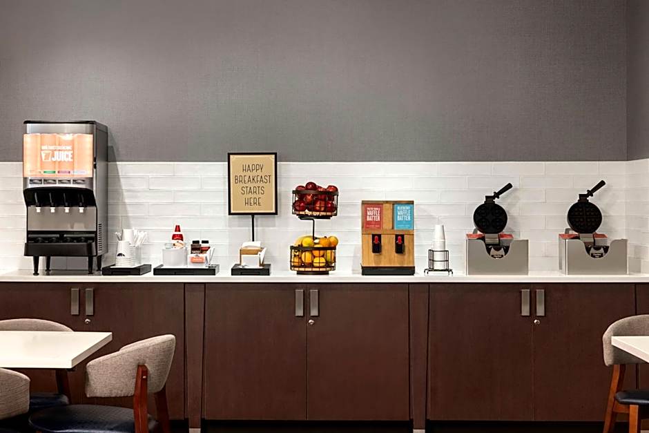 Hampton Inn By Hilton Boston/Cambridge, Ma