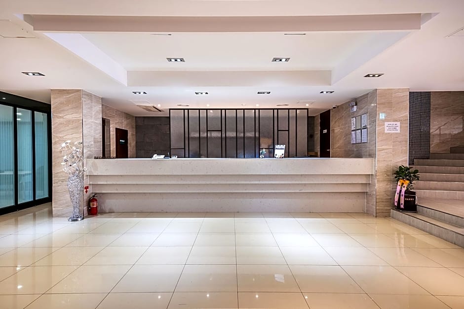 Dono 1796 Hotel Suwon — 9 fotoğraftan 1. fotoğraf